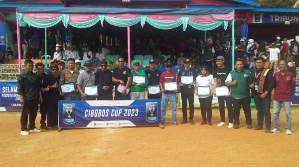 Badan Usaha Milik Desa (BUMDes): Pilar Ekonomi Desa dan Dukungan terhadap Pendapatan Asli Desa (PADes)